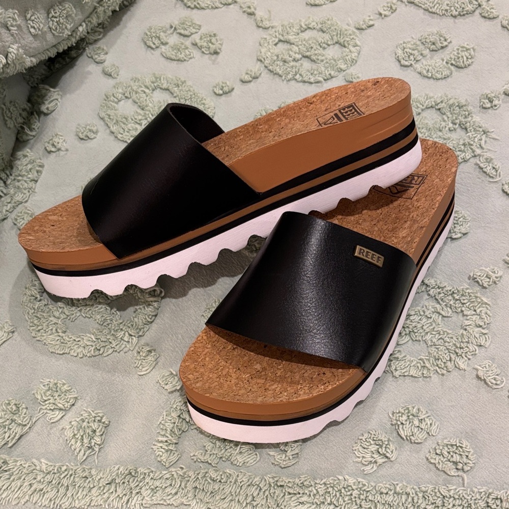 Reef Women's cushion Scout Black and Brown Slide Sandals 7